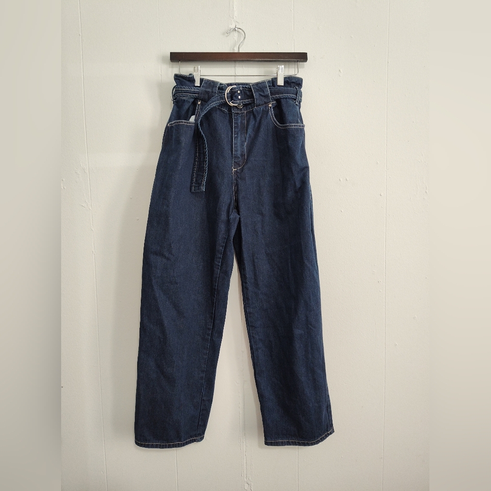High waisted jeans